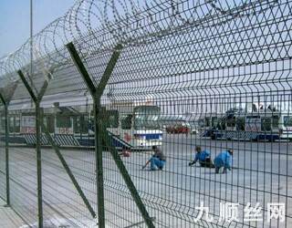 機場護欄網2.jpg