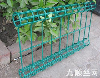 雙圈護欄網.jpg