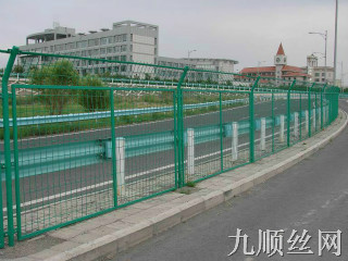 公路護欄網1.jpg